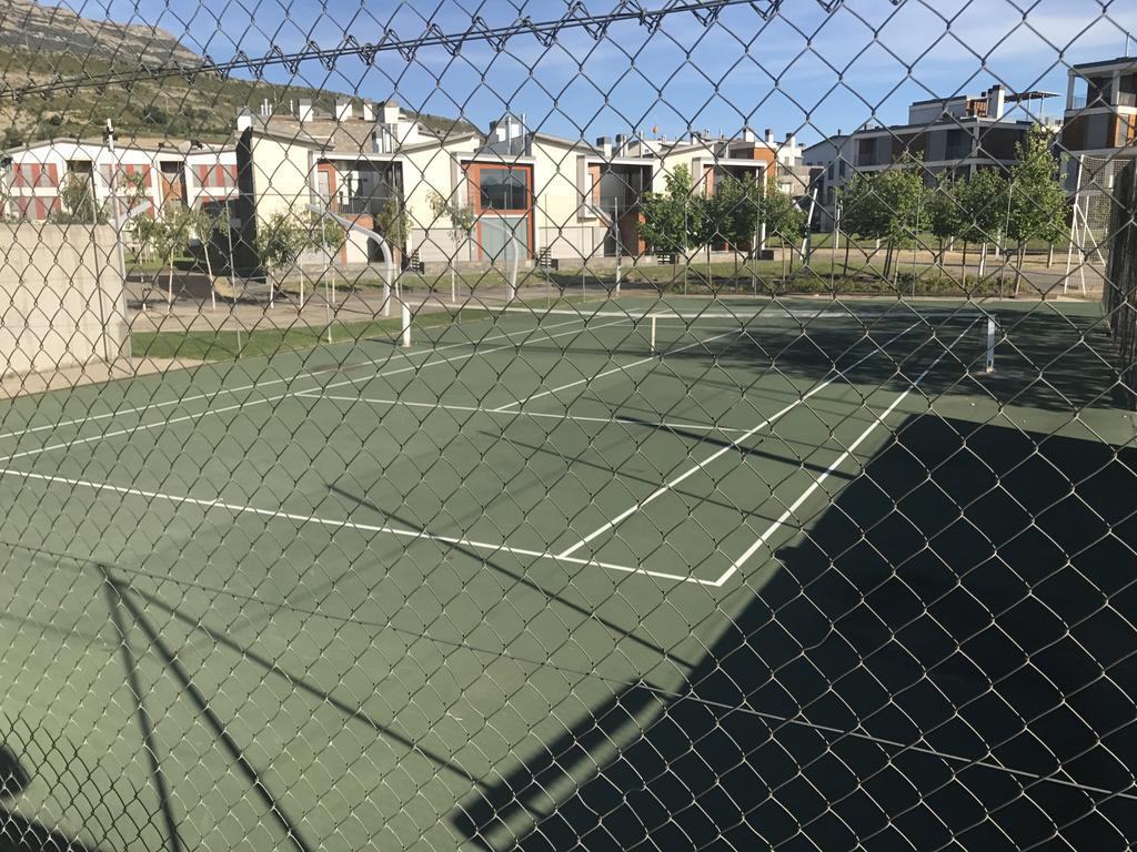 דירות Sabiñánigo Golf Y Nieve מראה חיצוני תמונה